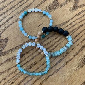 {Handmade} Turquoise Color Beaded Bracelet Set